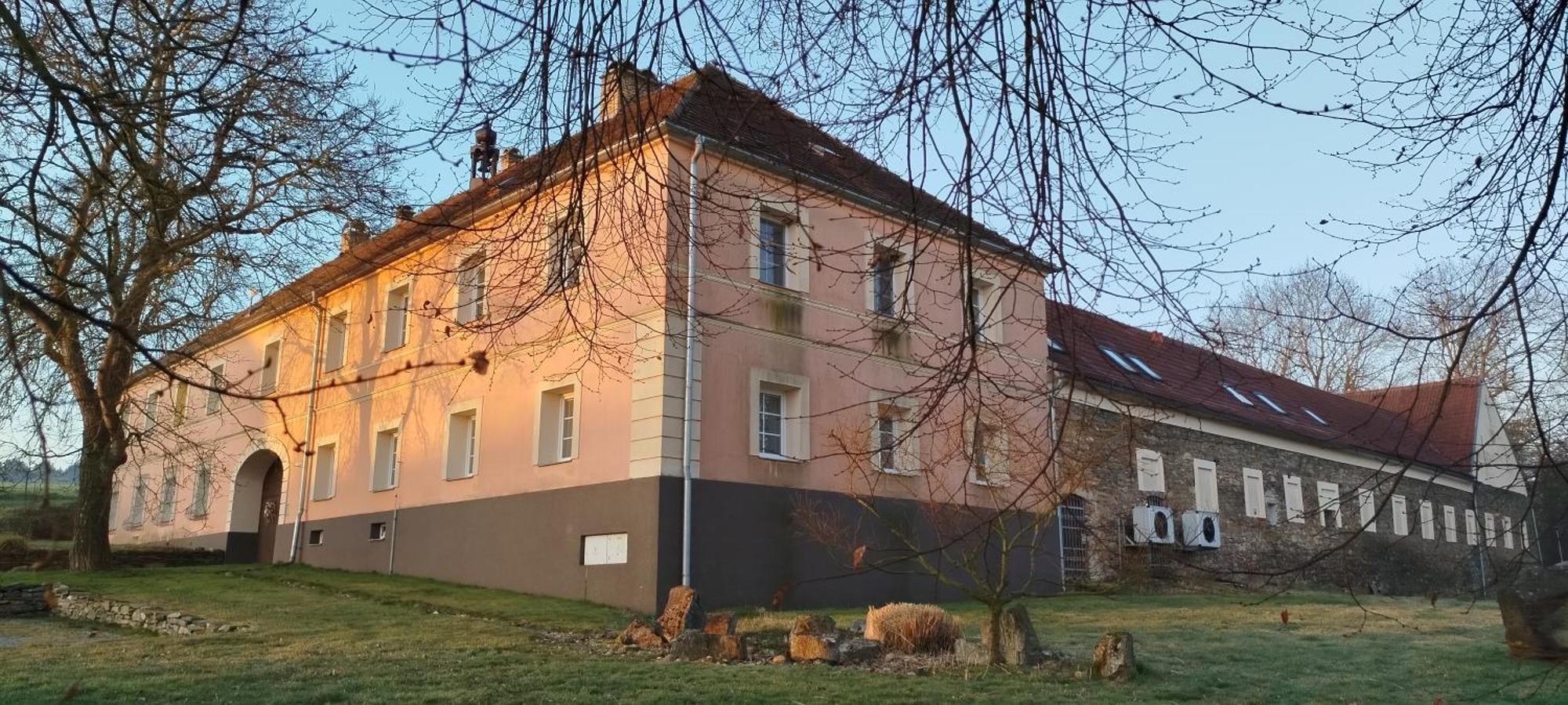 Statek Kloubek Lägenhet Chabičovice Exteriör bild